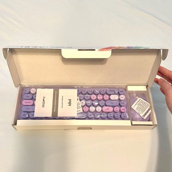 Purple Wireless Typewriter Keyboard and Mouse Set - Picture 5 of 6